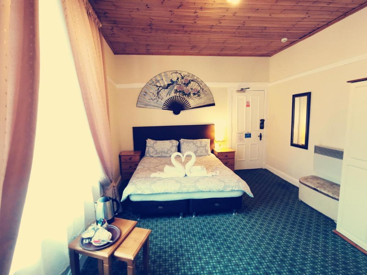 Victoria Hotel Blairgowrie and Rattray Dış mekan fotoğraf